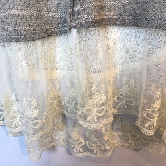 A’REVE Lace Back Tunic Cardigan - Picture 4 of 8